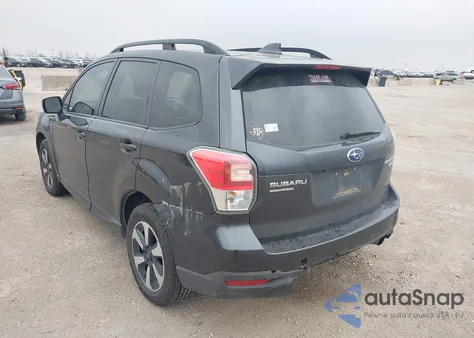2017 Subaru Forester 2.5I Premium z USA, uszkodzony, nr VIN JF2SJAGC8HH551223